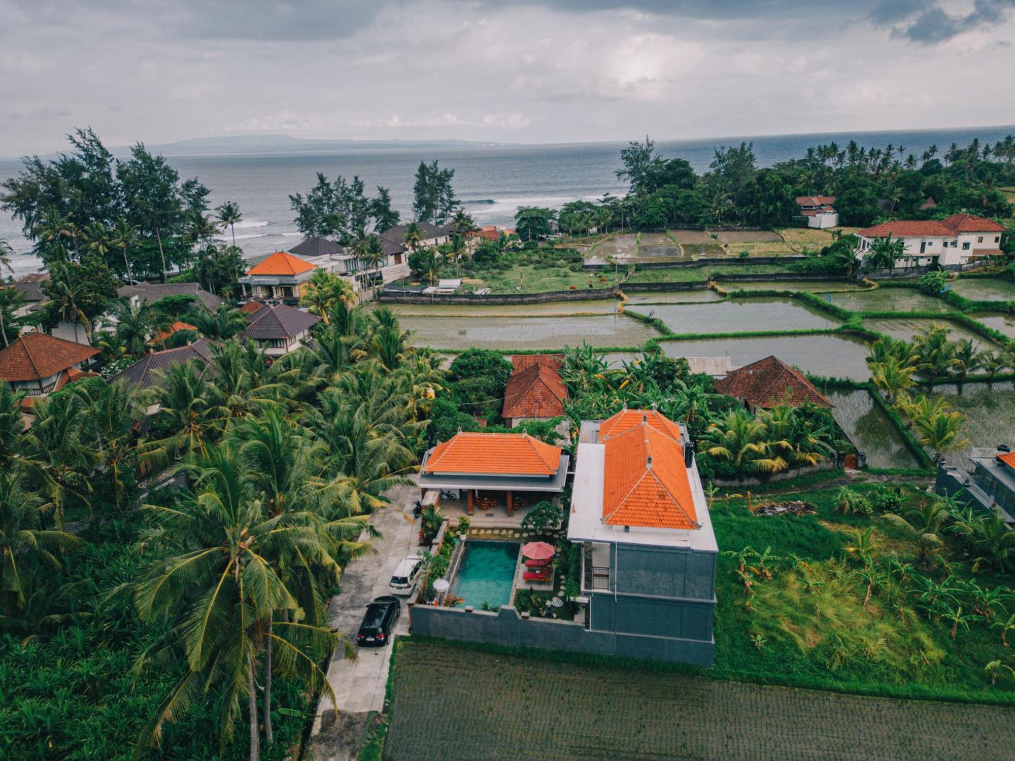 Cucukan Beach Guest House Payangan Extérieur photo